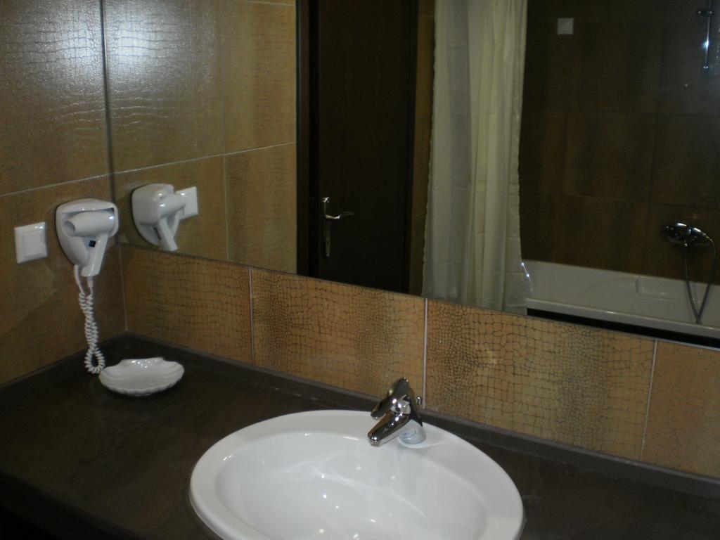 Achillio Hotel Komotini Room photo