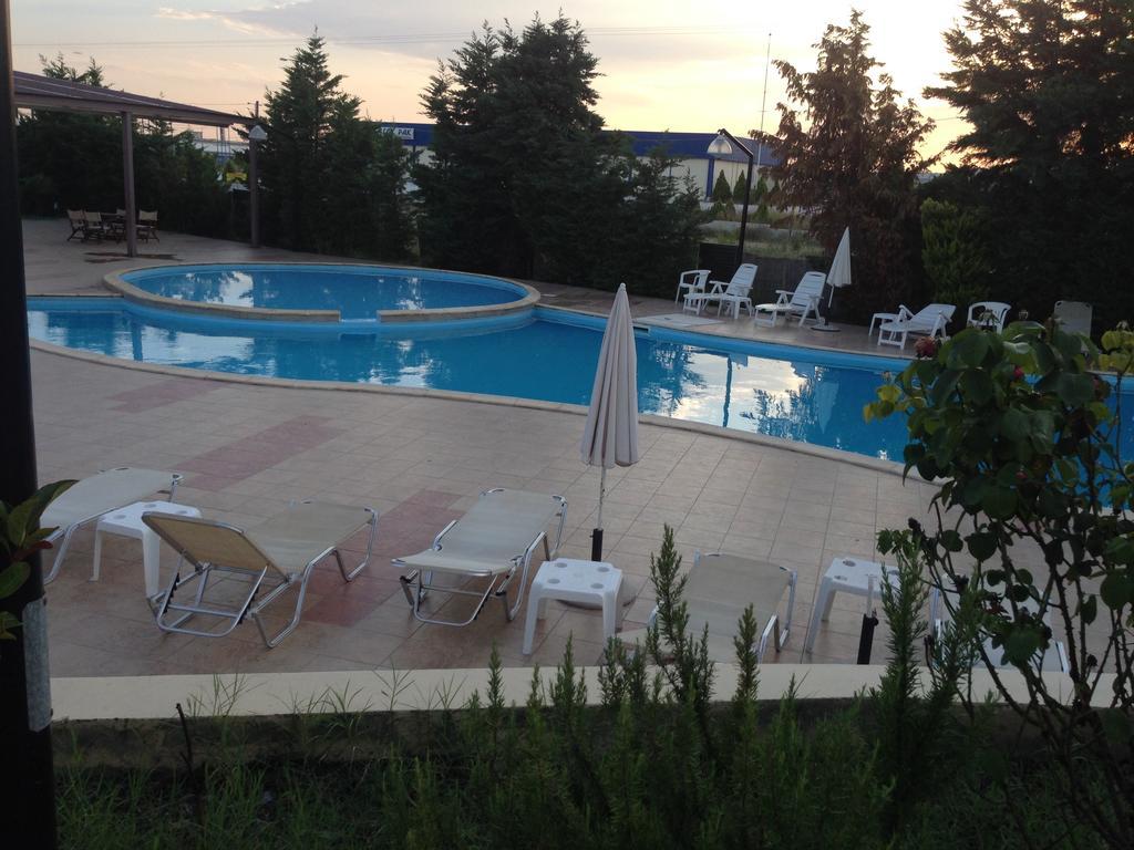 Achillio Hotel Komotini Exterior photo